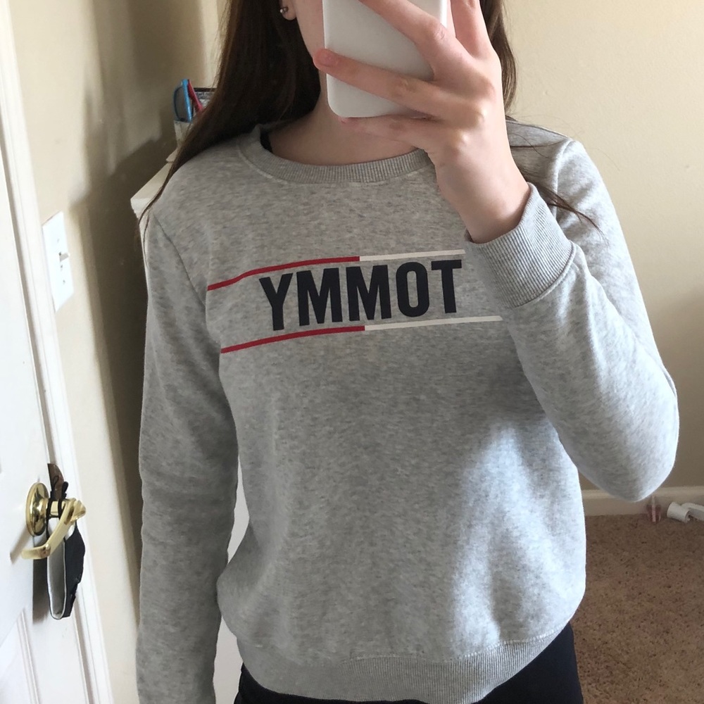 tommy sweater
